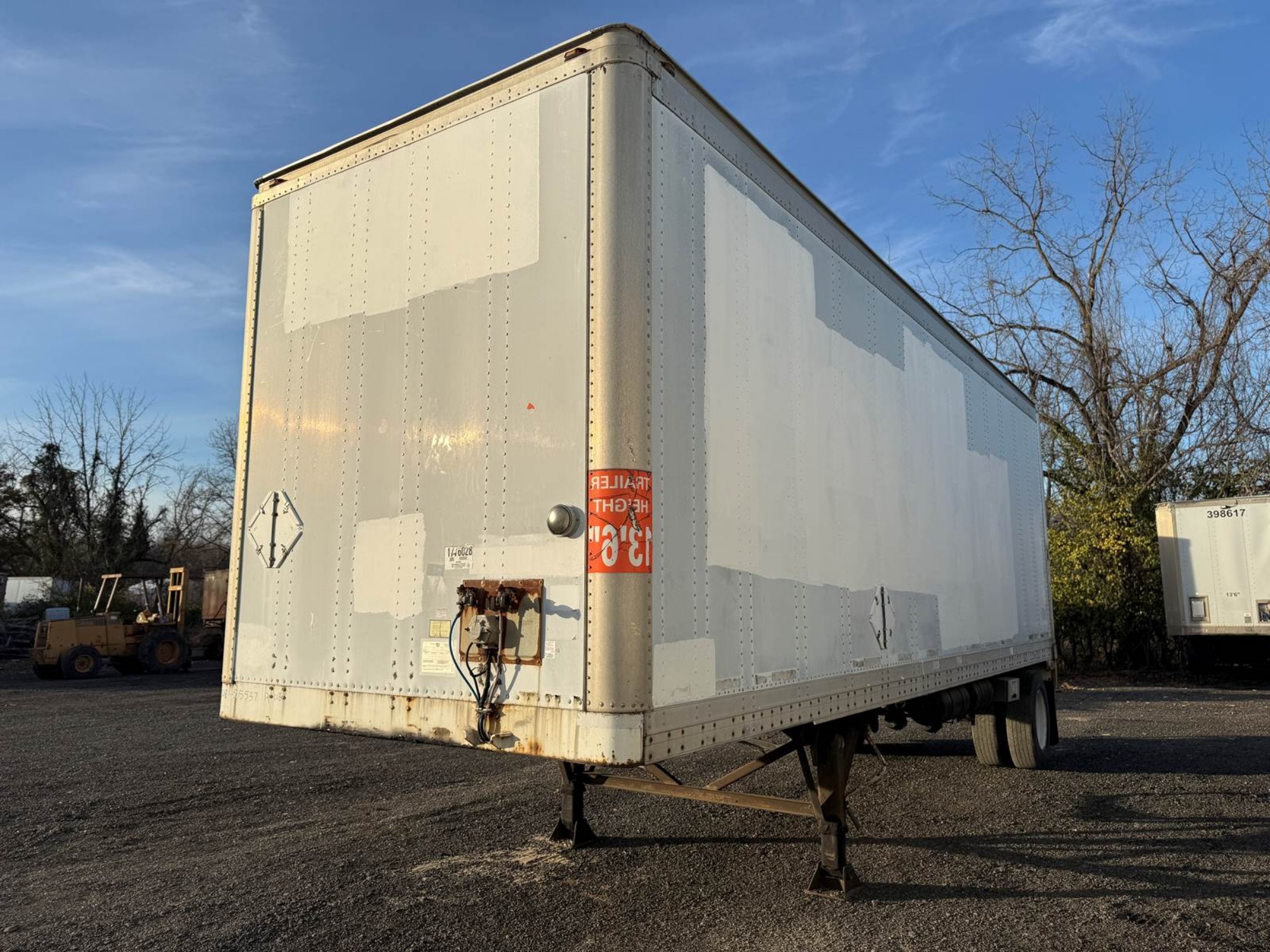 Picture of 2010 Wabash 28' PUP DRY VAN Pup Trailer, Steel Body, Wood Floor, Rollup Door, Single Axle, Spring Suspension, Aluminum Roof, Delivery Van