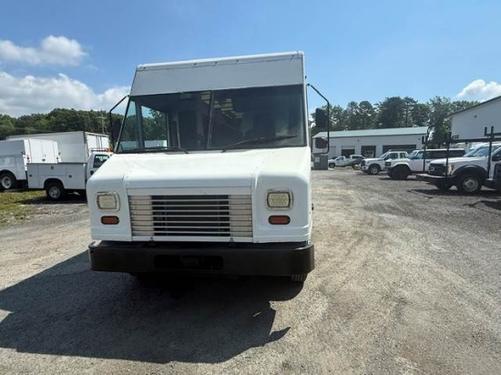 Picture of 2021 Ford Step Van, WHITE, F59 VAN, Bread Truck, Delivery, Utility, Package Delivery, Moving, City Truck, Catering, Bookmobile, UPS, Food Truck
