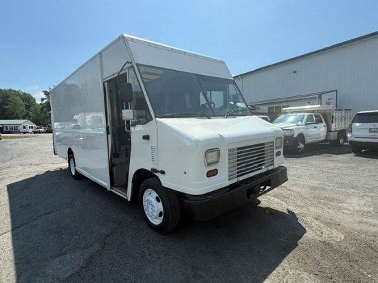 Picture of 2021 Ford Step Van, WHITE, F59 VAN, Bread Truck, Delivery, Utility, Package Delivery, Moving, City Truck, Catering, Bookmobile, UPS, Food Truck