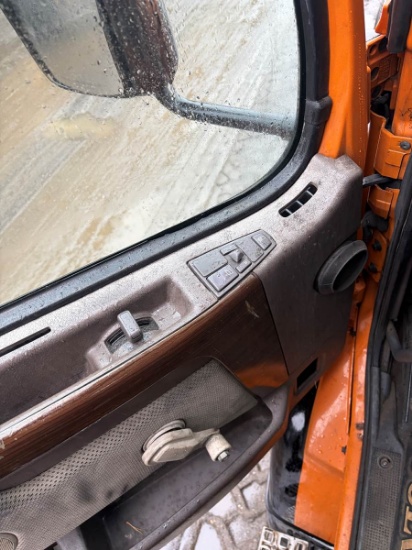 Picture of 2018 Volvo VNM Day Cab Truck - Tandem Axle, Fifth Wheel, Dual Fuel tanks, Multiple Units available!