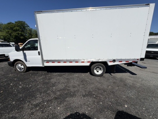 Picture of 2024 Chevrolet Express