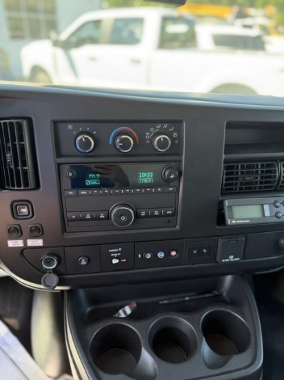 Picture of 2024 Chevrolet Express