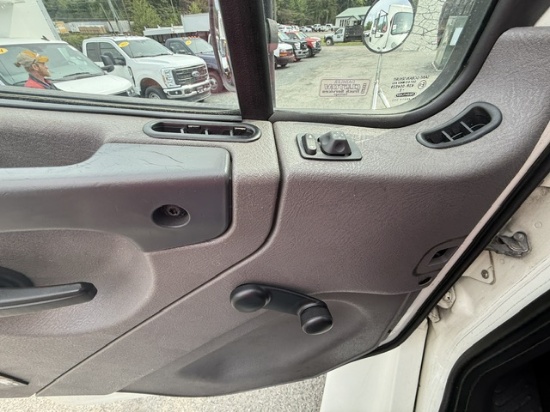 Picture of 2020 Freightliner M2