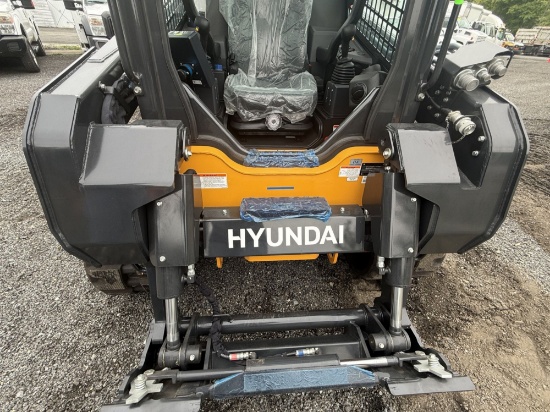 Picture of 2026 Hyundai HT100V