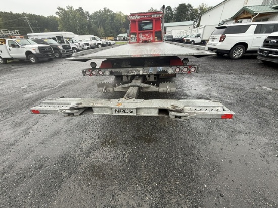 Picture of 2023 Peterbilt 536