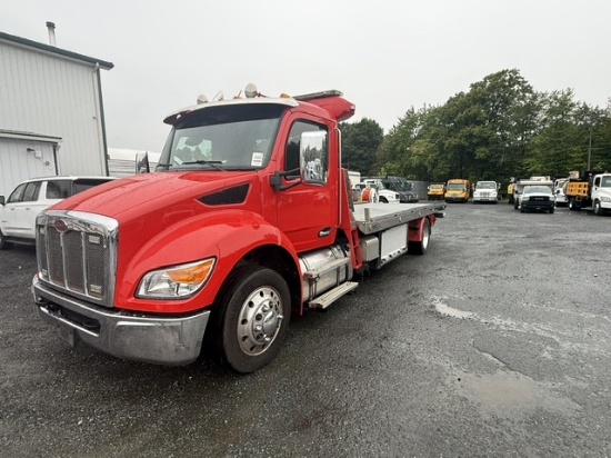 Picture of 2023 Peterbilt 536